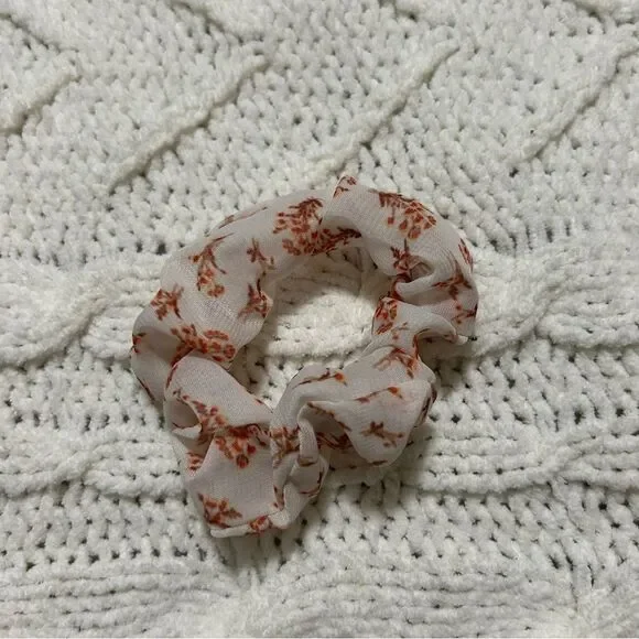 Scrunchie  Bundle - Picture 8 of 11
